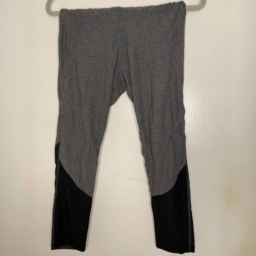 Gray & Black Colorblock Leggings Size S